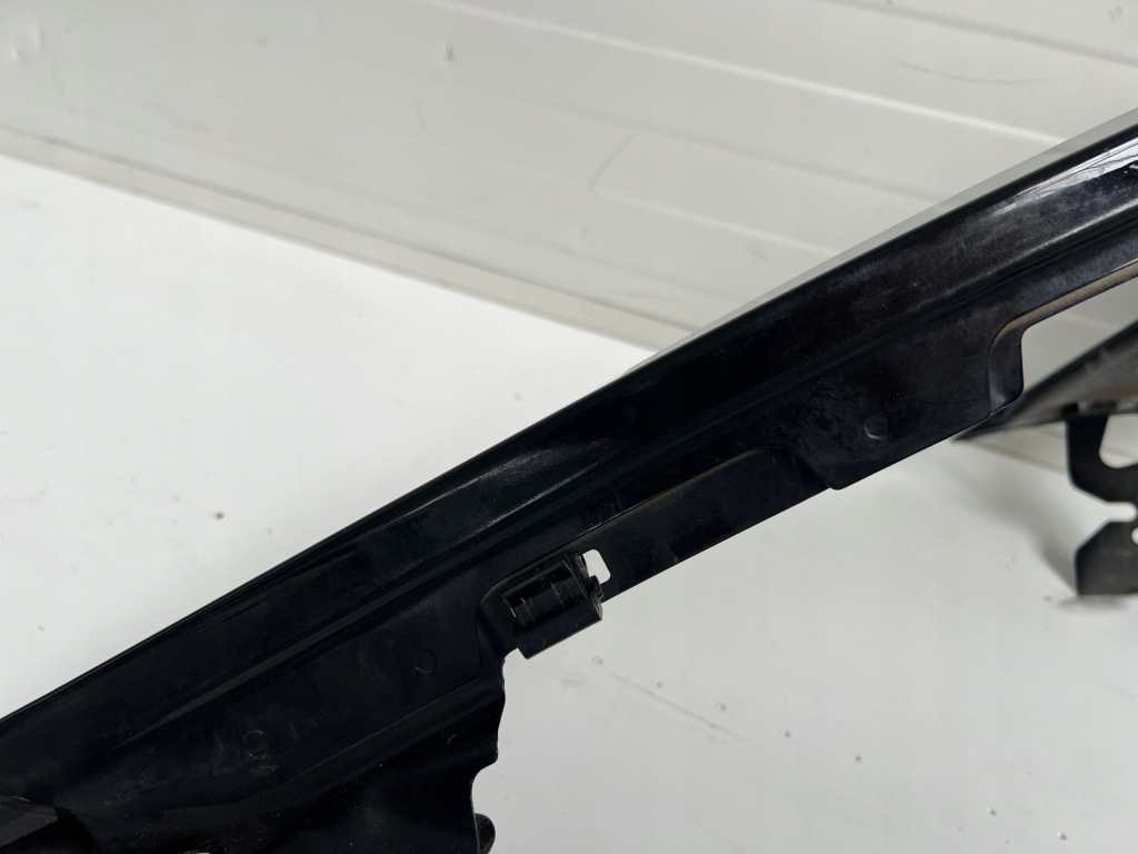 Tesla 3 рестайлінг  крило правий fender правий Недорого