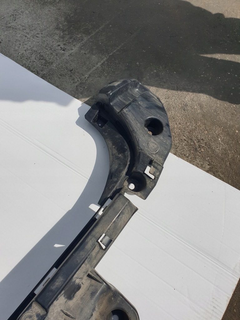 фото №7, Bmw x1 e84 напрямна бампера середній задня 2990161