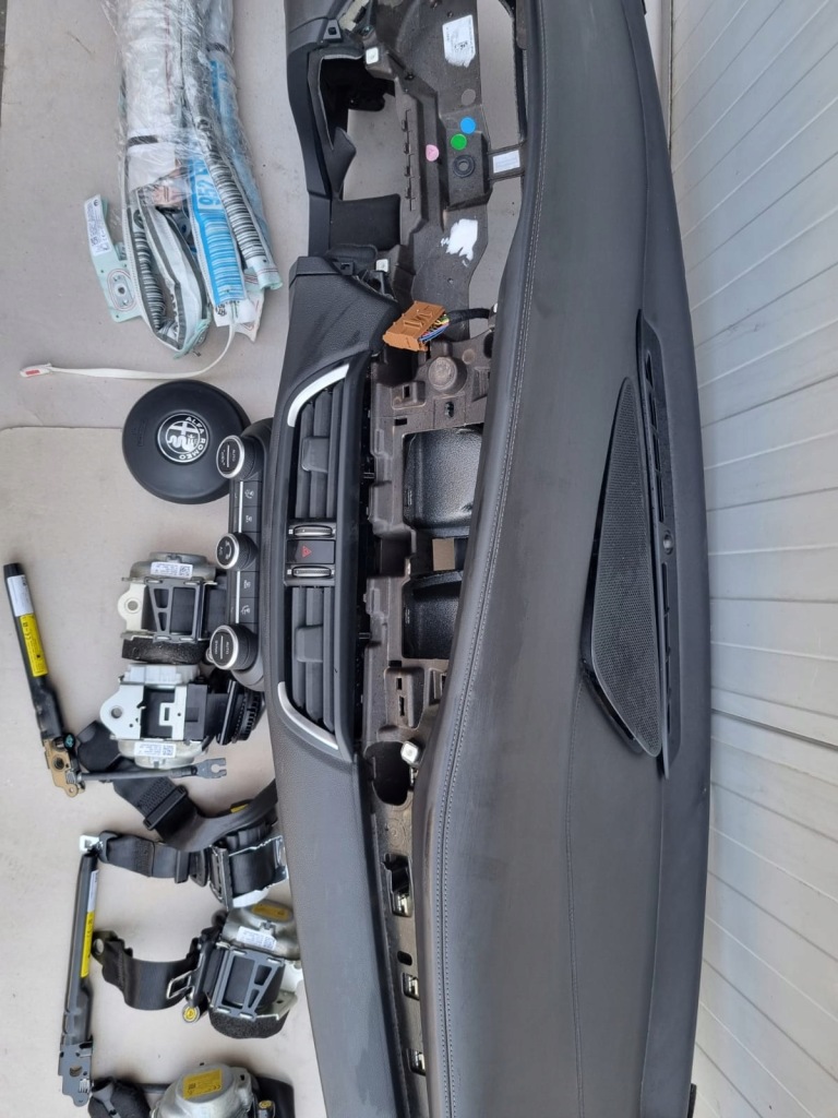 фото №6, Alfa stelvio консоль подушка безопасности водителя пассажира ремни шторки безопасности orginał кожа