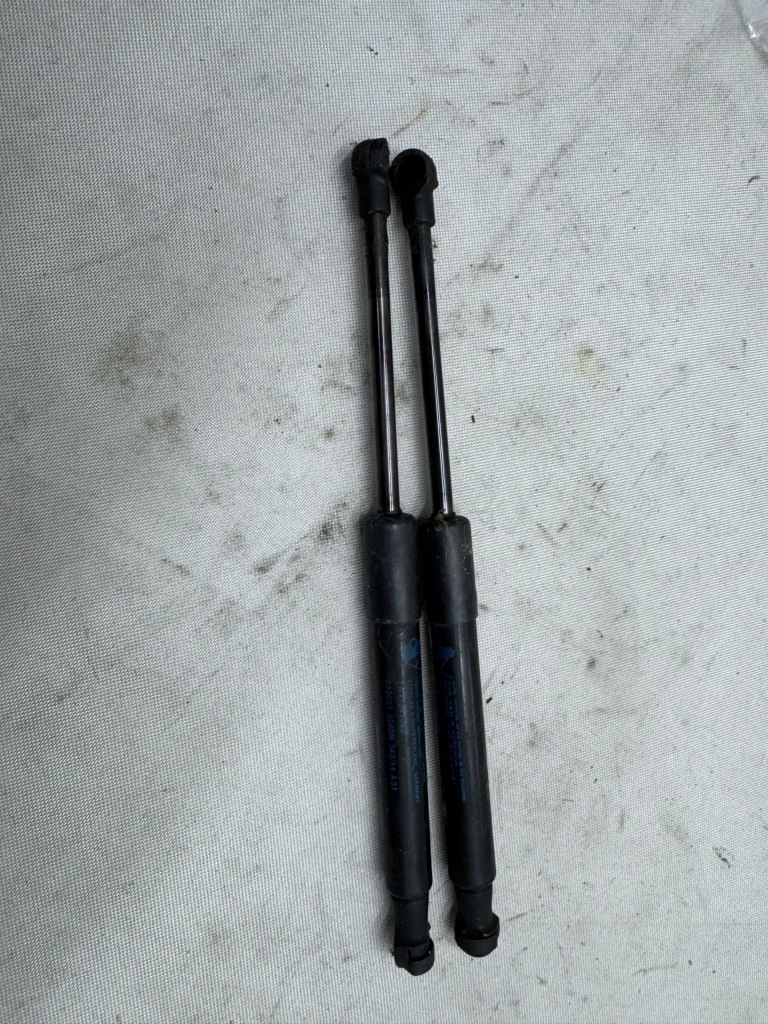 Купить Амортизаторы капот ym17341080 peugeot rcz