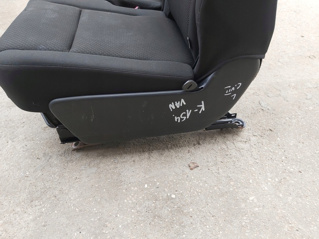 фото №5, Toyota corolla verso ii сиденье задняя 2 ряд сиденья