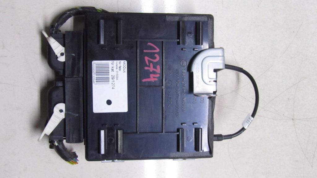 фото №1, Ssangyong tivoli модуль комфорту 87110-35801 15-