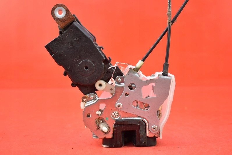 фото №1, Замок дверь правый задняя задний subaru tribeca lift