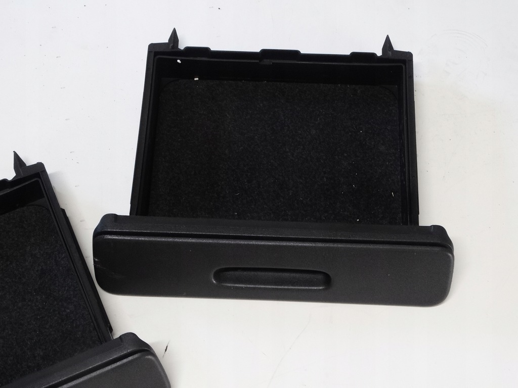 фото №4, Полка ящик renault scenic ii 8200569079