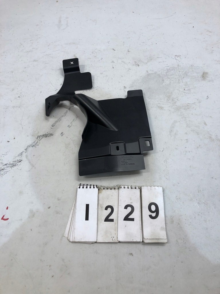 фото №1, Volvo xc60 кронштейн бризковики лівий перед