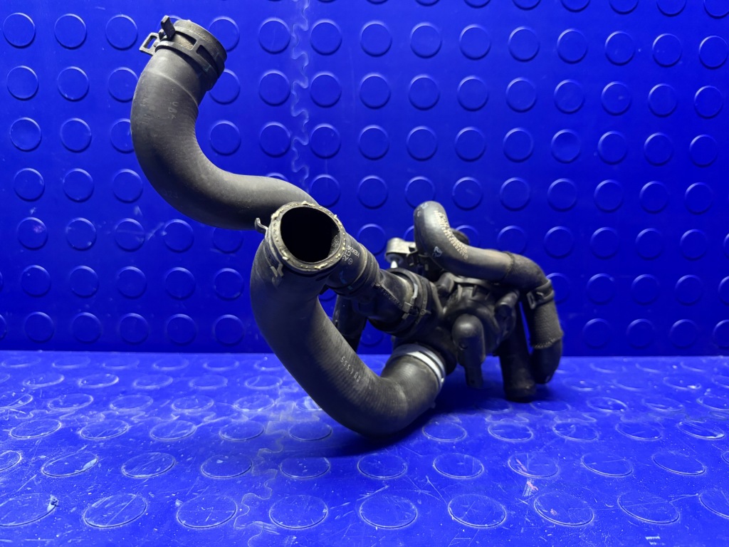 фото №8, Mercedes cla m270 2.0b корпус термостата a2702000615 oem