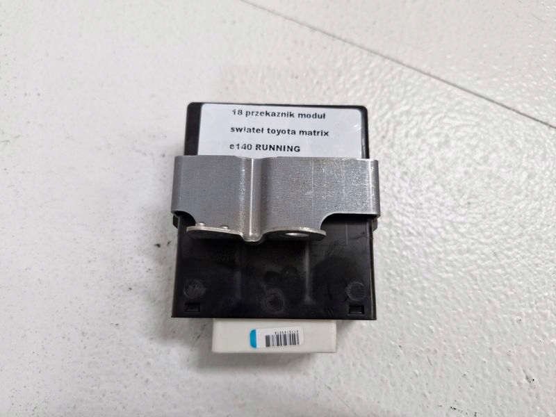 фото №3, Toyota matrix ii e140 реле модуль світла running light relay керування