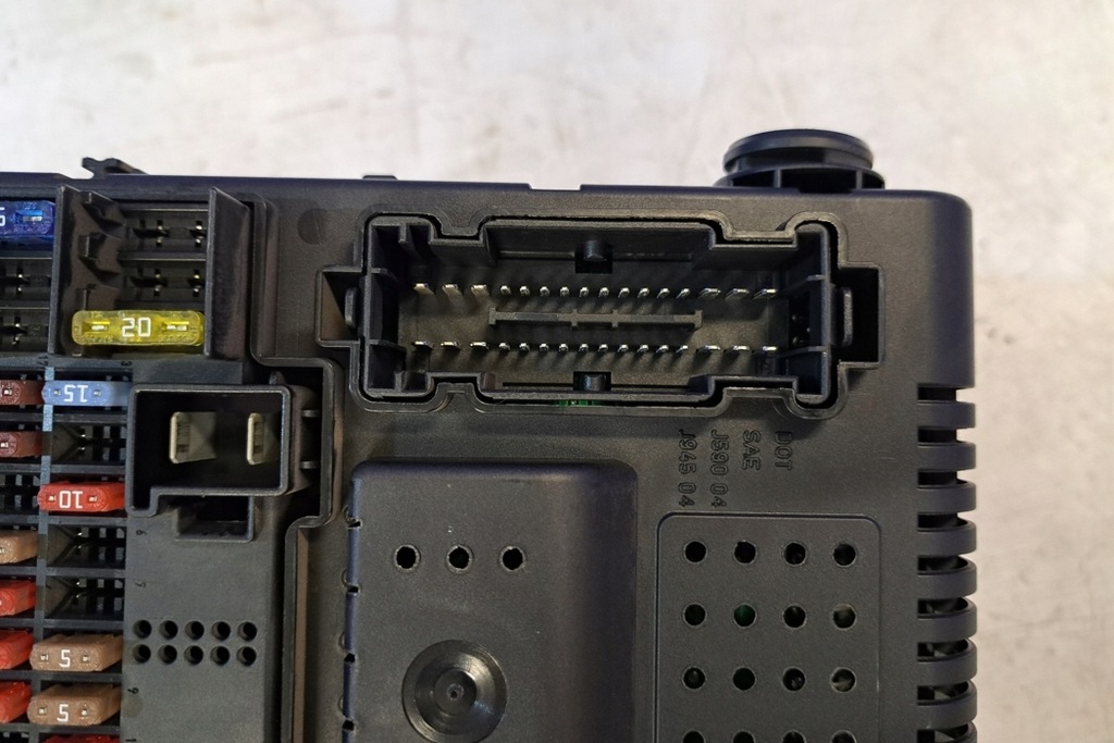 фото №7, Коробка запобіжників volvo s60 i 30765643 2.5l бензиновий 154kw 2006