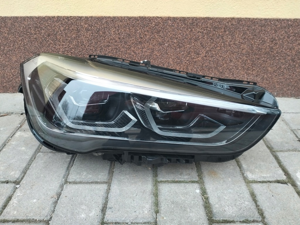 фото №1, Лампа лампы правая bmw x1 f48 full led lift lci