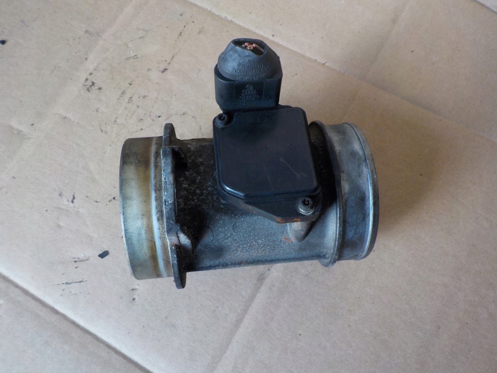 Купити Audi a4 b6 2.5 tdi витратомір 059906461g