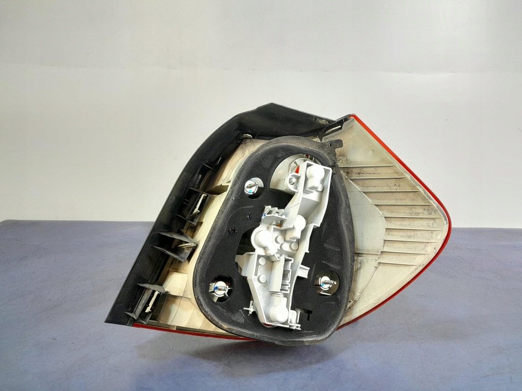 фото №7, Bmw 1 e87 lift лампа задняя левая 7154855