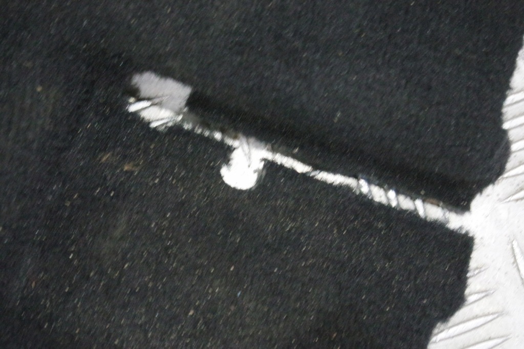 фото №4, Чёрный коврик задняя mercedes sl amg 232 r232 a2326805903