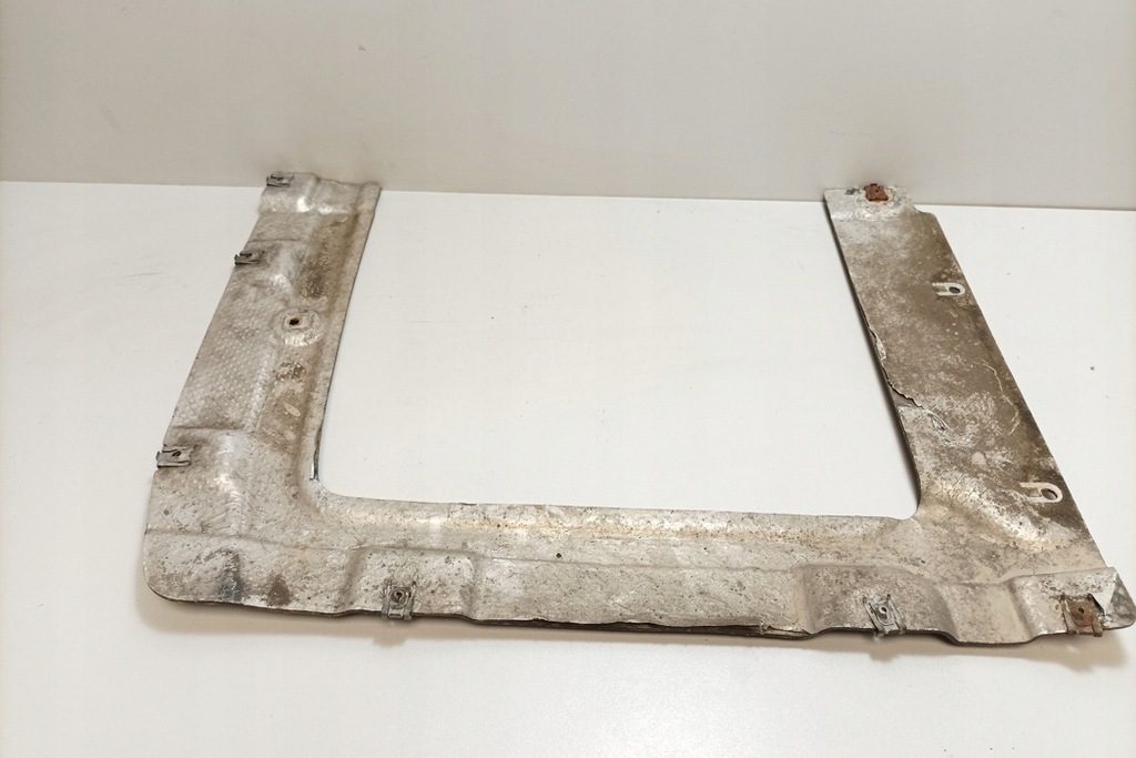 фото №11, Ізоляція теплова bmw i8 i12 7380444 1.5l hybrid 170kw 2016