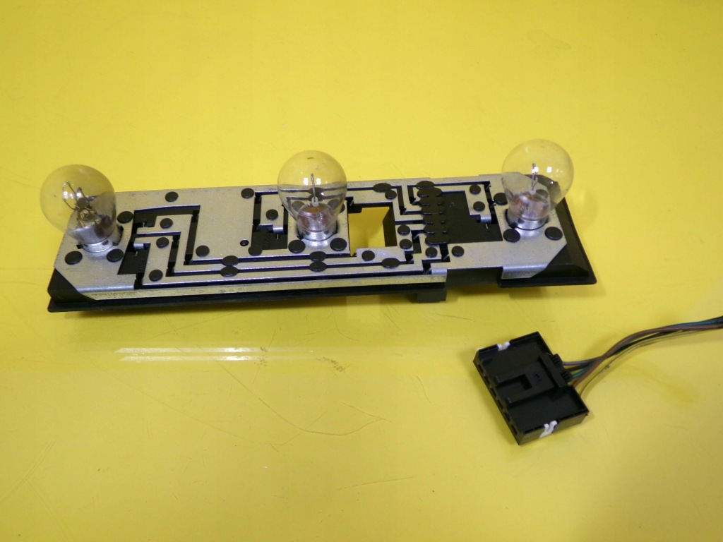 Купити Вкладиш лампи задній лівий задній mini - cooper r50 89023373 nr184