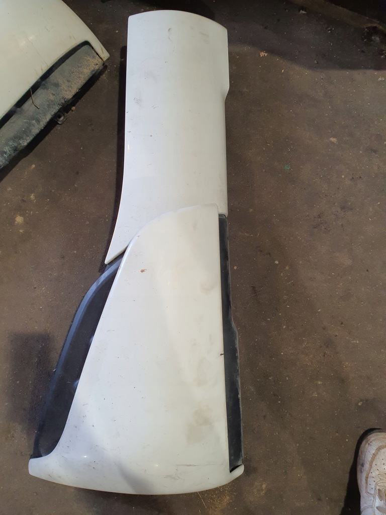 Купити Вітровик решітка iveco stralis