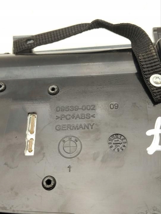 фото №10, Bmw 7 g11 g12 2016 лампа стельовий задня 09539002