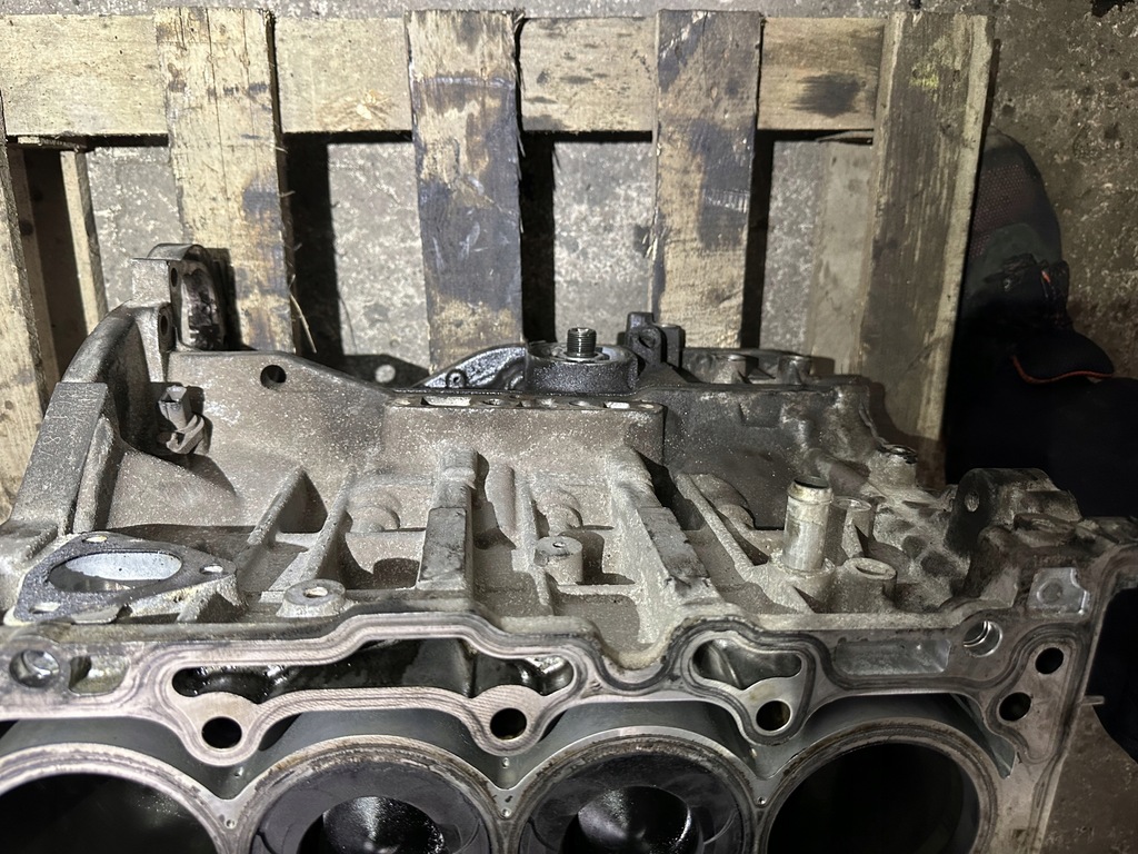 фото №10, Блок двигуна dół wał поршні 2.2 did 4n14 mitsubishi outlander bez mivec