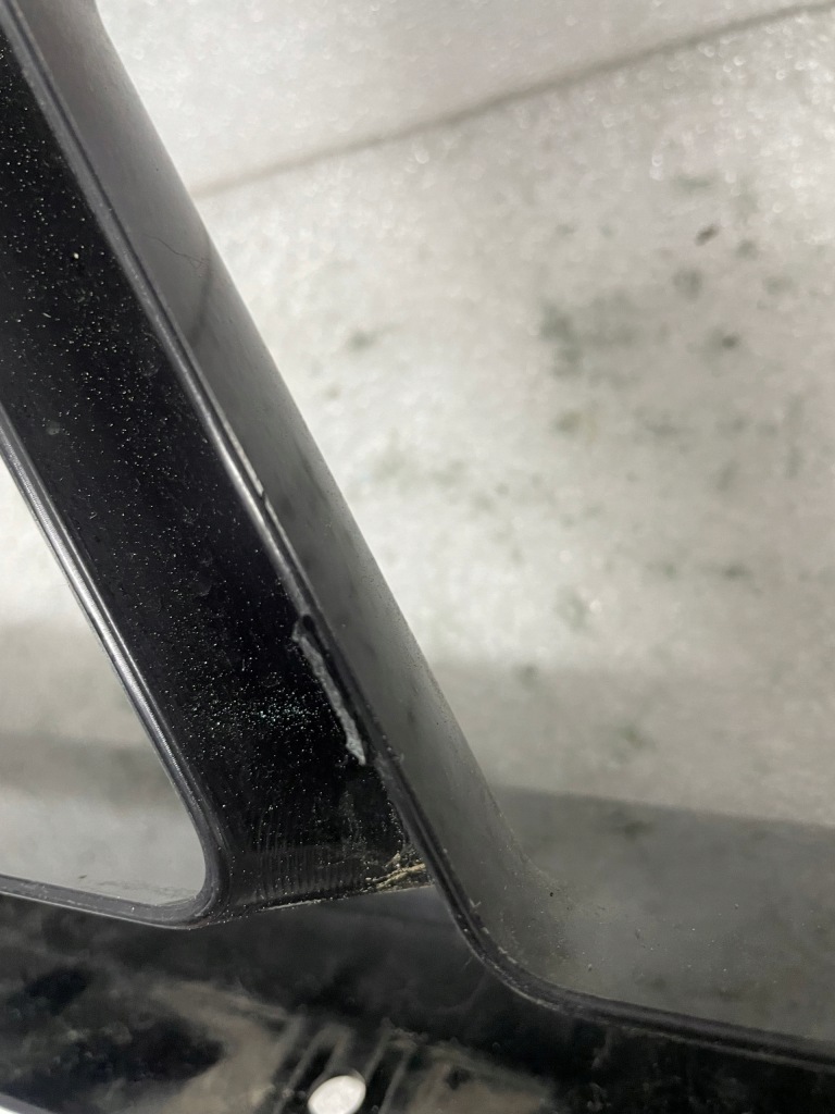 Купити Решітка бампера нижня середня bmw m2 g87 8081270