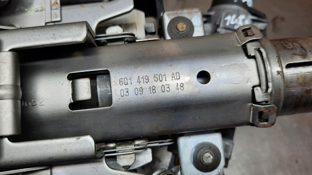 фото №4, Колонка рулевая skoda fabia i 1.2b 03r