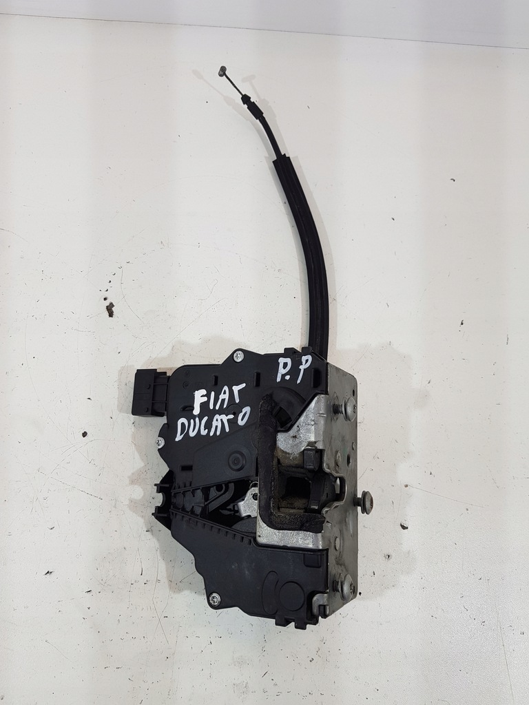 фото №8, Fiat оригинальный номер 1350147080 замок дверь