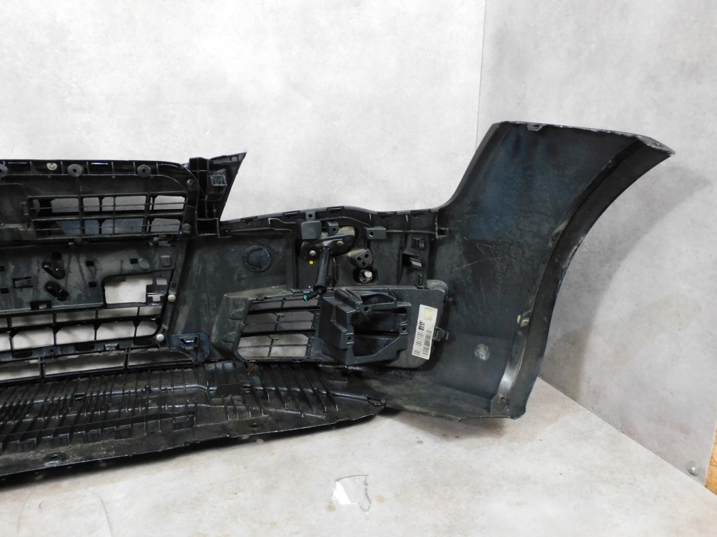 фото №13, Audi a7 c7 4g8 бампер перед передній kompletny звичайний czrny