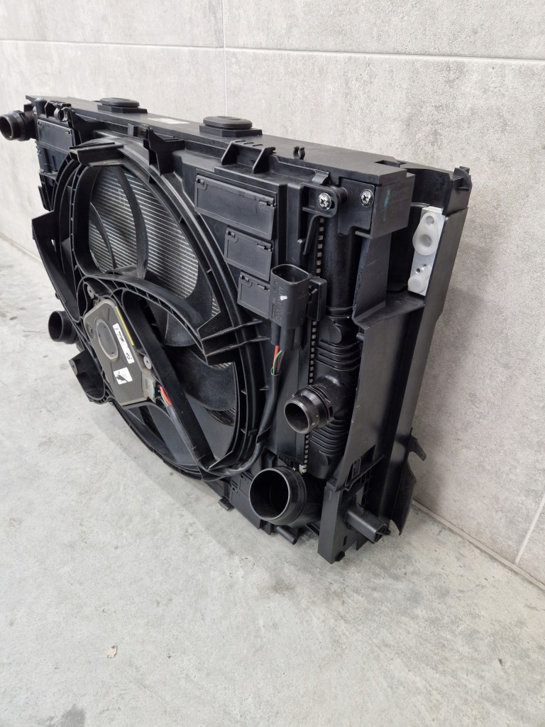 фото №4, Комплект радиатор bmw f10 528i автоматическая коробка передач