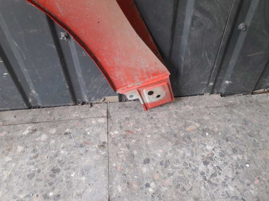 фото №13, Крыло правый перед vectra c красный