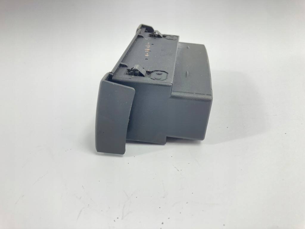 фото №8, Решітка обдув повітропровід права пасажира w панель консоль mercedes w124 124