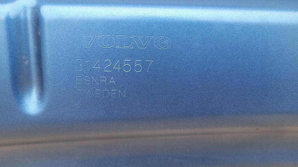 фото №11, Volvo xc60 ii 17- капот крышка двигателя fv