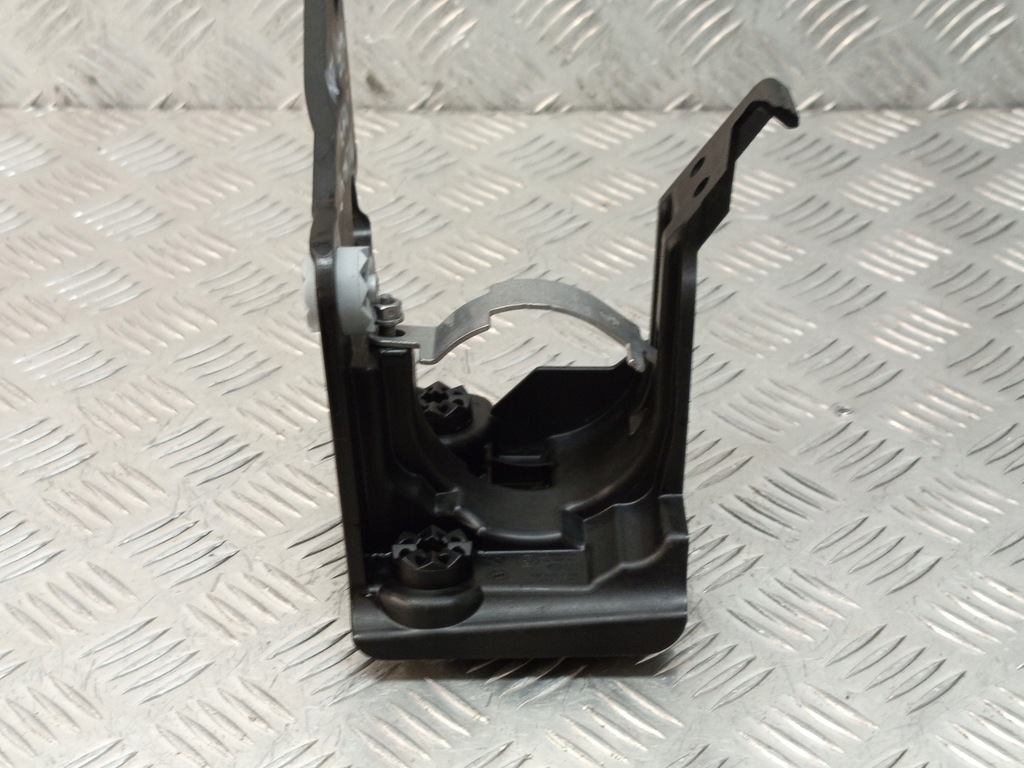 фото №12, Bmw i4 g26 кронштейн кронштейн насоса wody 8490361