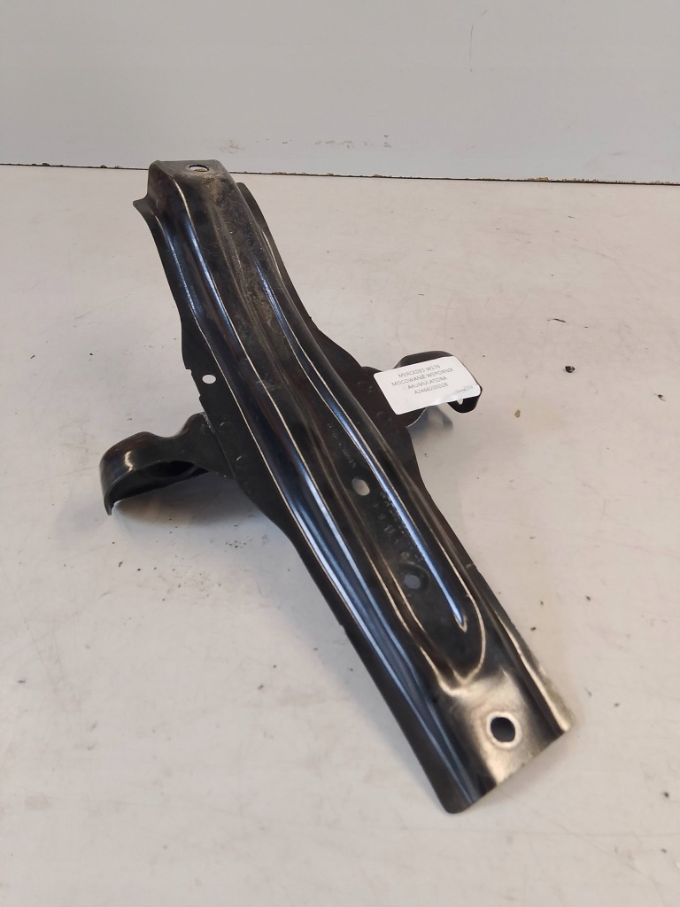 фото №1, Mercedes w176 кронштейн кронштейн акумулятор a2466200028