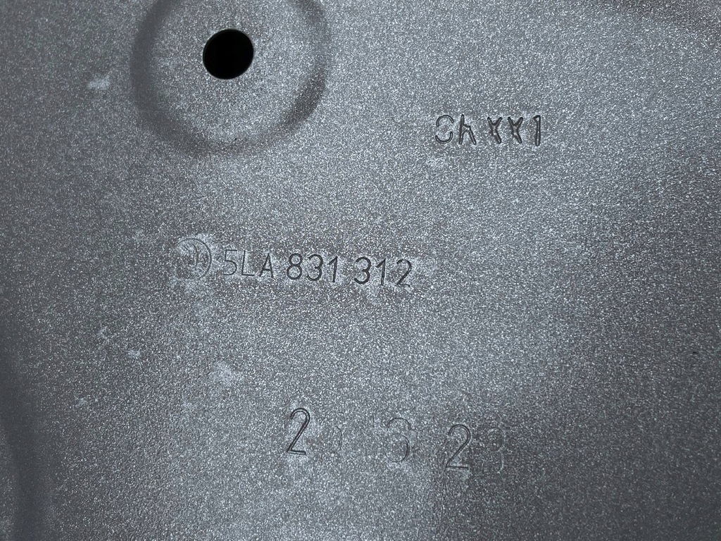 фото №8, Skoda enyaq дверь правое перед передние 5la831312