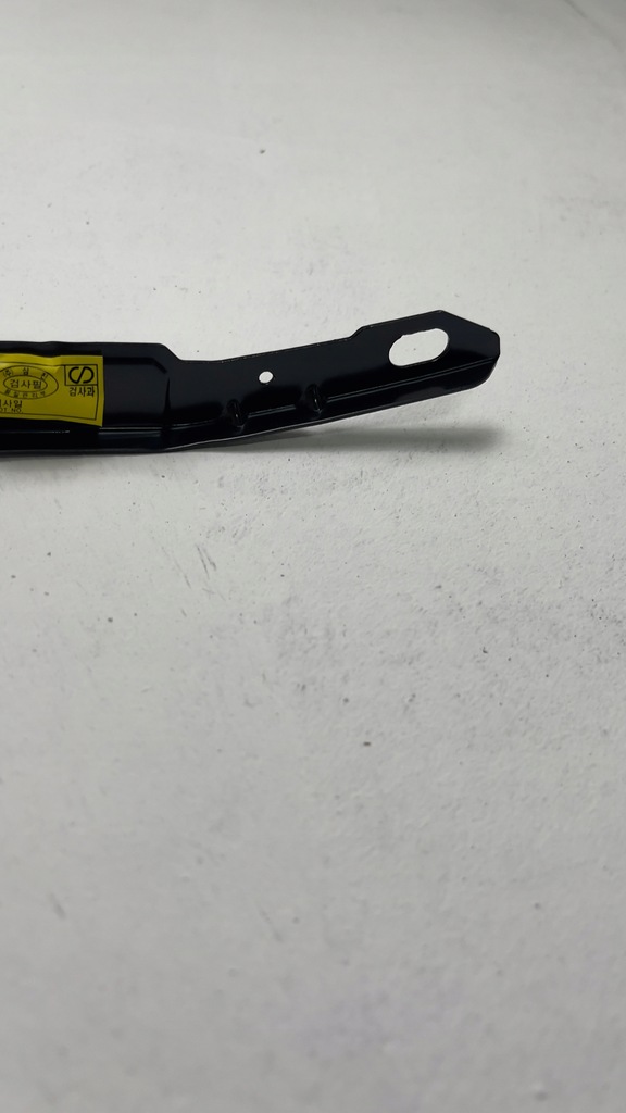 фото №9, Hyundai elantra напрямна кронштейн бампера задня правий 866142l300