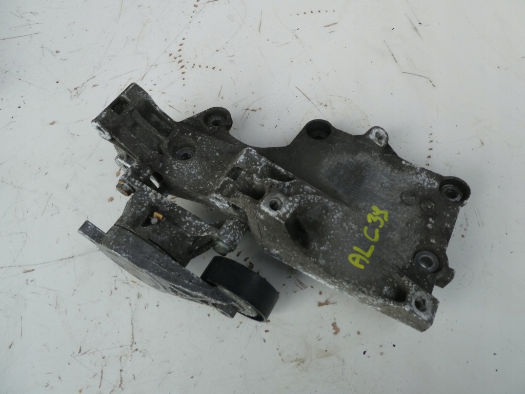 Купить Кронштейн генератора 03g903143a vw golf v 1.9 2.0 tdi