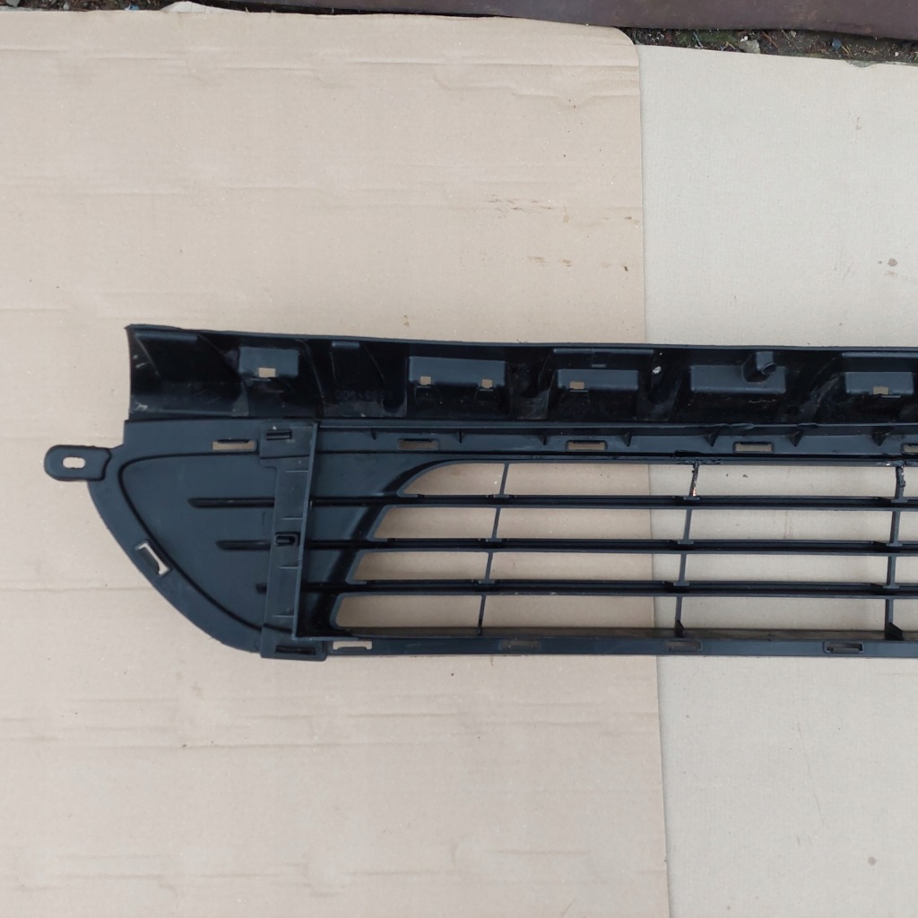 Renault trafic iii vivaro 14- решітка радіатора решітка решітка радіатора бампера перед 622543504r в Україні