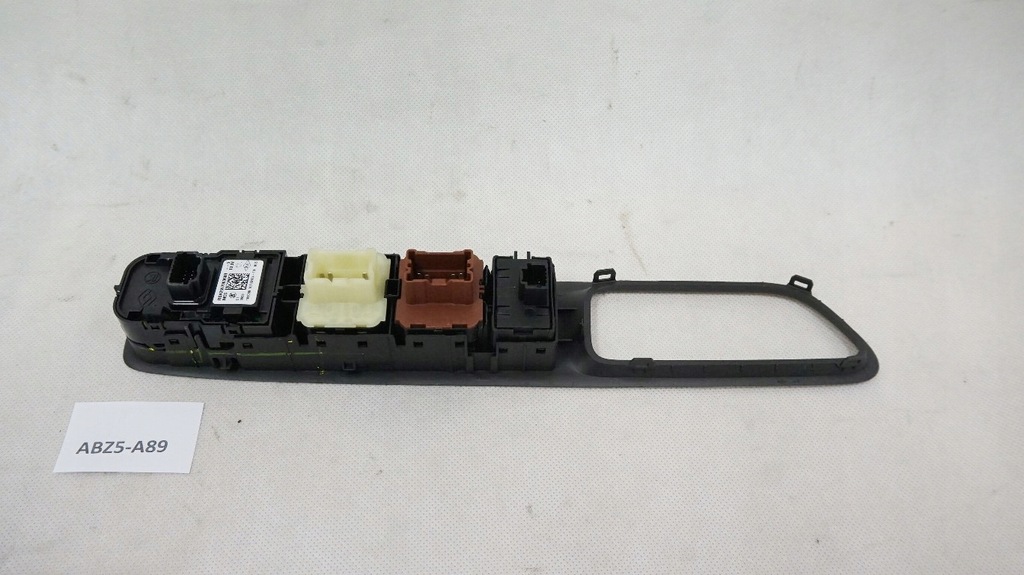 фото №5, Панель скло двері renault clio iv lift 19r europa