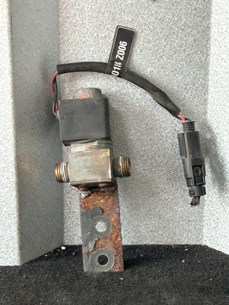 фото №1, Mercedes- benz actros mp4 клапан кондиционера габаритный катушка a9608300184