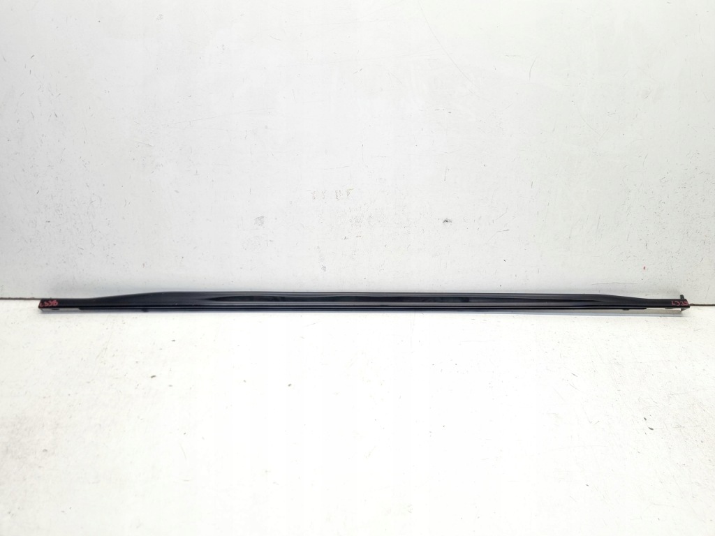 Купити Vw golf 8 viii 5h0 r r-line поріг накладка накладка поріг права