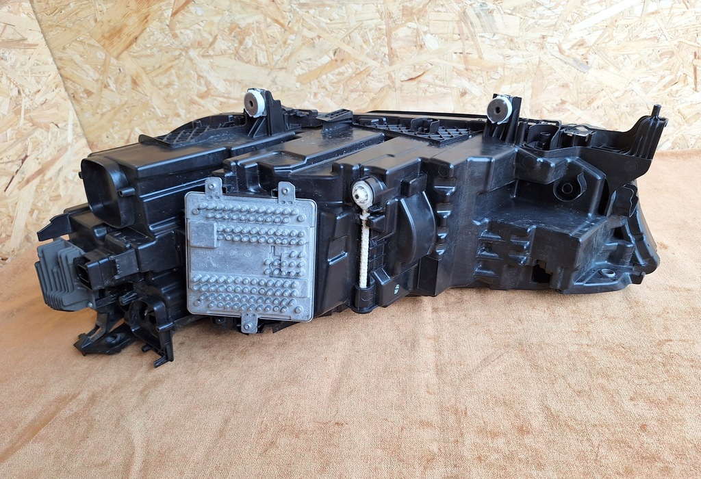 фото №14, Bmw ix i20 m60 лампа права full led 5a3ce92 комплектна