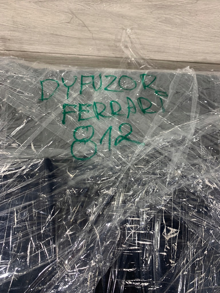 фото №10, Ferrari 812 superfast gts дифузор задня