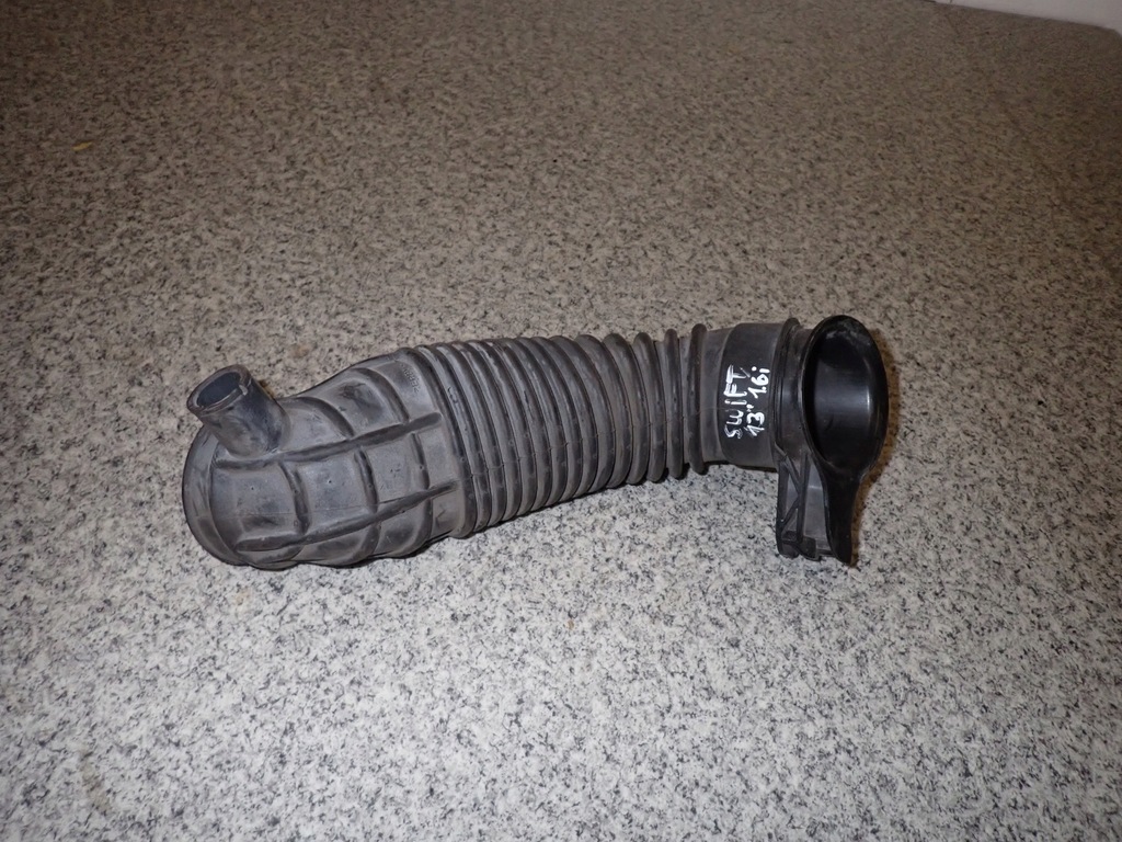 фото №1, Suzuki swift mk7 10- ловець повітря труба 1.6i