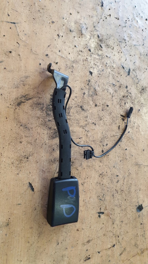 фото №1, Vw golf v кліпса поперечина правий перед