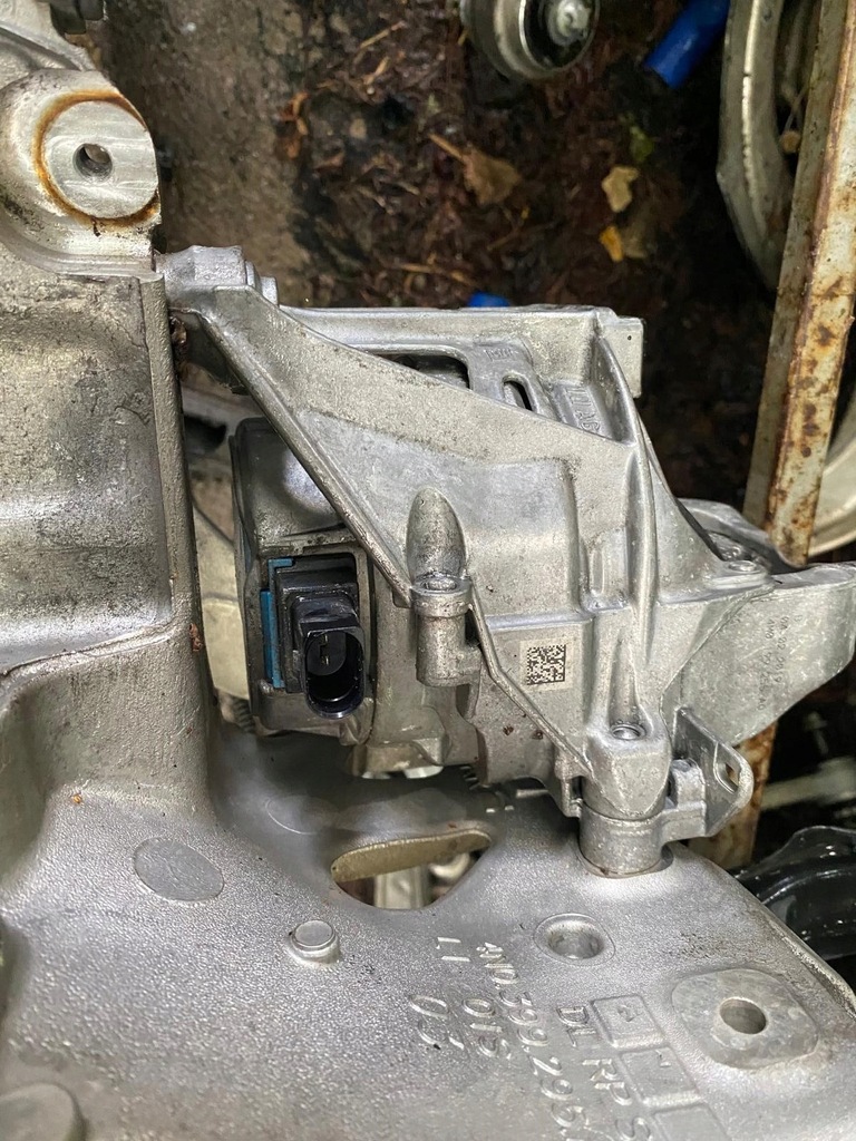 фото №4, Подрамник подрамник подушки безопасности audi a8 d5