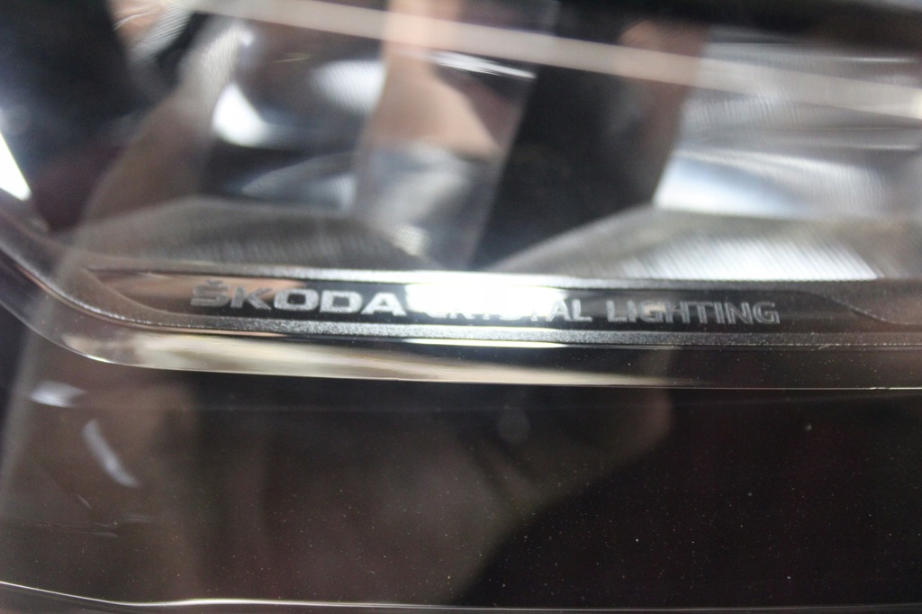 фото №9, Лампа права перед skoda kodiaq lift full led