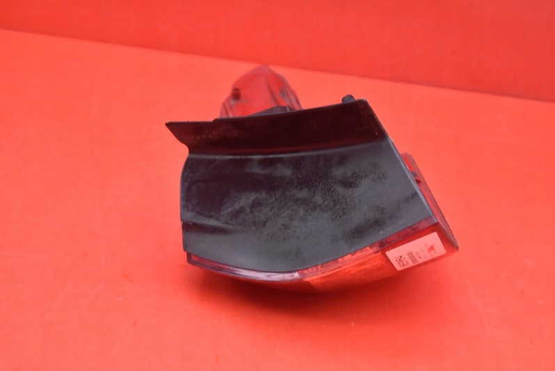 фото №6, Лампа левая задняя задняя 9681074180 citroen c5 ii x7 iii kombi 08-17