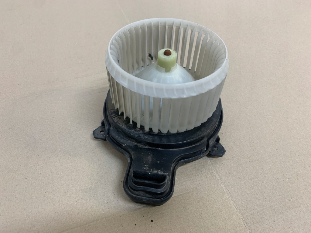 фото №3, Ford mustang mach-e 21r 75.7 kwh вентилятор воздуходувка оригинал