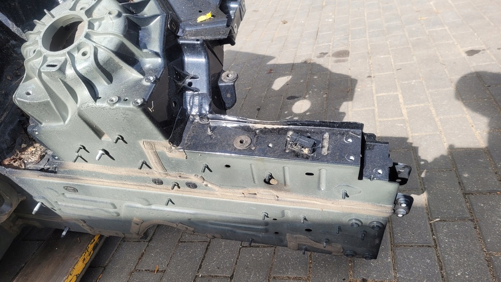 фото №10, Mercedes eqe 350+ 23r лонжерон четверть левый перед