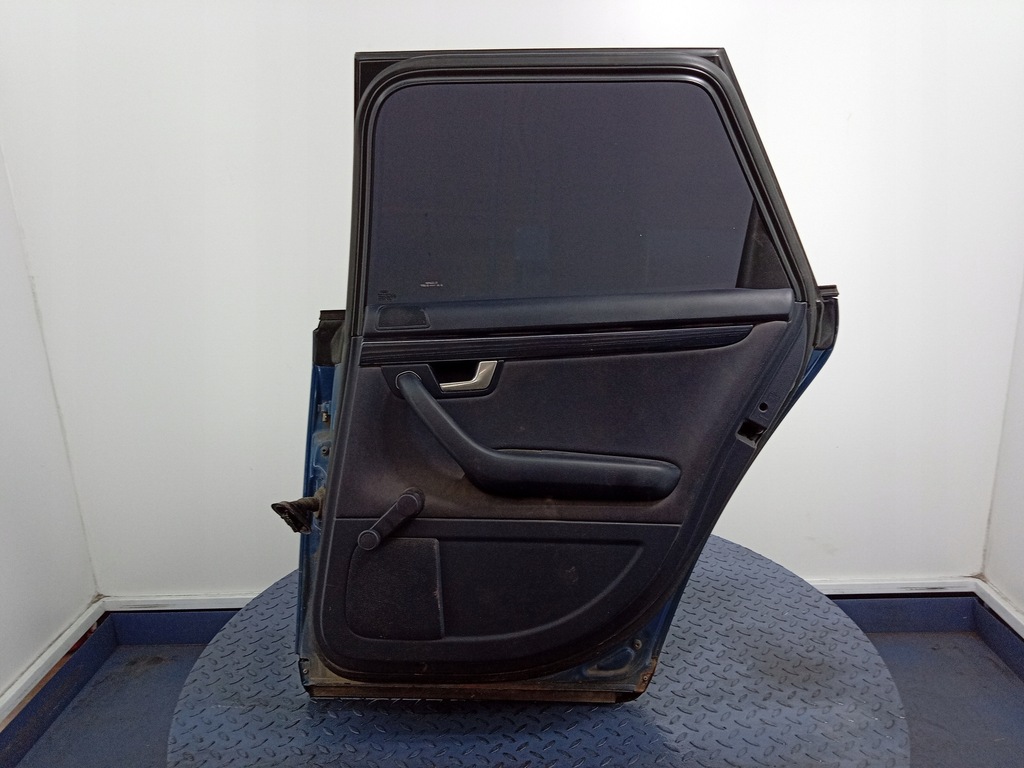 фото №6, Audi a4 b6 avant дверь задняя правое задние lz5w
