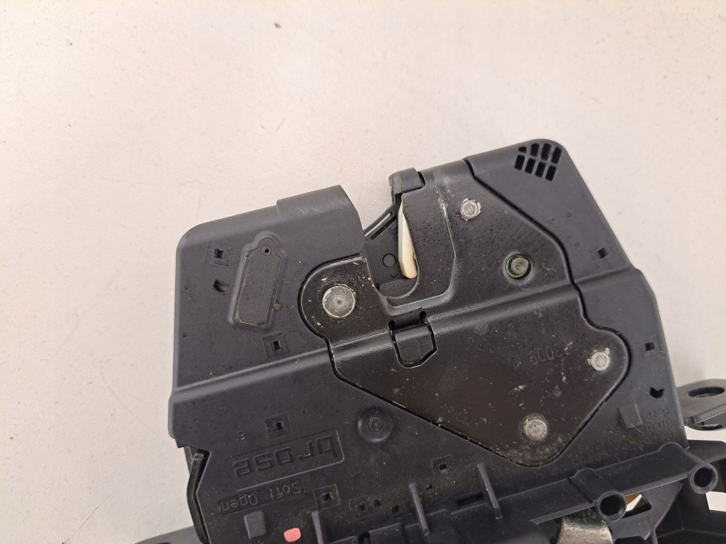 фото №9, Bmw 5 gt f07 2009 задня замок кришки задній / багажника