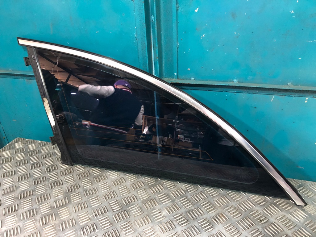 фото №1, Mercedes w251 стекло кузовная левый задняя левая